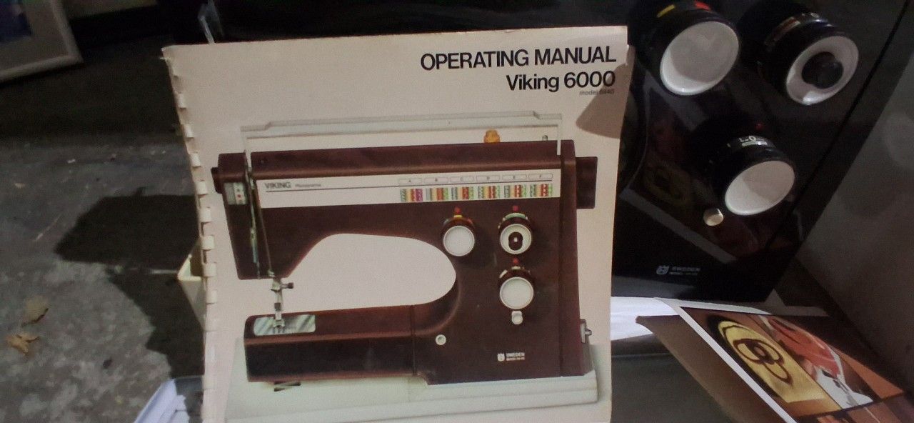 Husqvarna Sewing Machine 