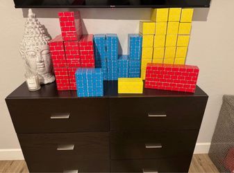 Melissa and Doug Jumbo Cardboard Blocks Building Set- Like New