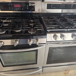 SAMNSUNG STOVES CONVECTION $450 EACH FIRM PRICE 
