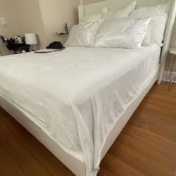 Tilly Upholstered Bed Joss a main