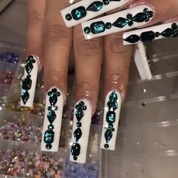 909 Nail Plug ✨