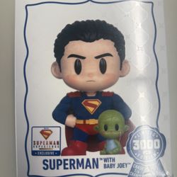 PIX! EXCLUSIVE SUPERMAN W/ BABY JOEY -only At SUPERMAN EXPERIENCE 