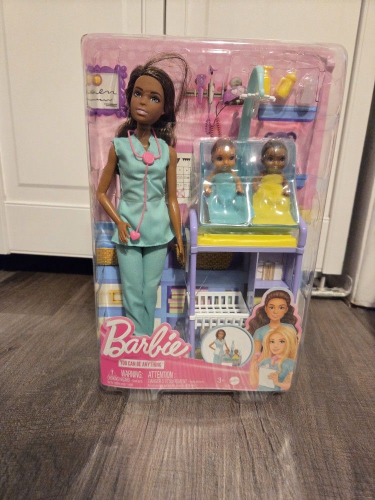 Barbie Pediatrician Set