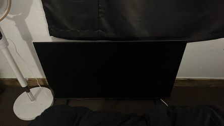 Hisense 43 Roku tv
