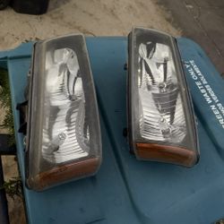 2004 Chevy Silverado Headlight