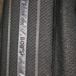 King Size Bob's Mattress And Box Spring $100