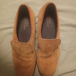 Hush Puppies Loafers Size 9M