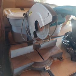 Makita Miter Saw