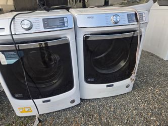 Maytag Commercial Washer And Dryer Set Electric