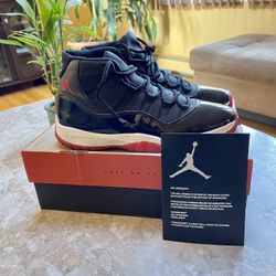 Bred 11s Size 13 