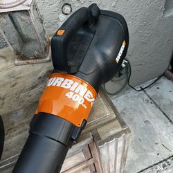 Leaf Blower 