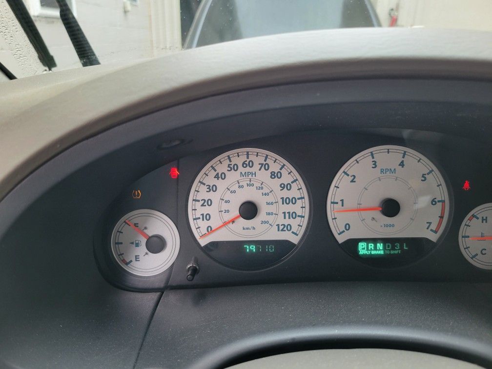 2005 Dodge Caravan