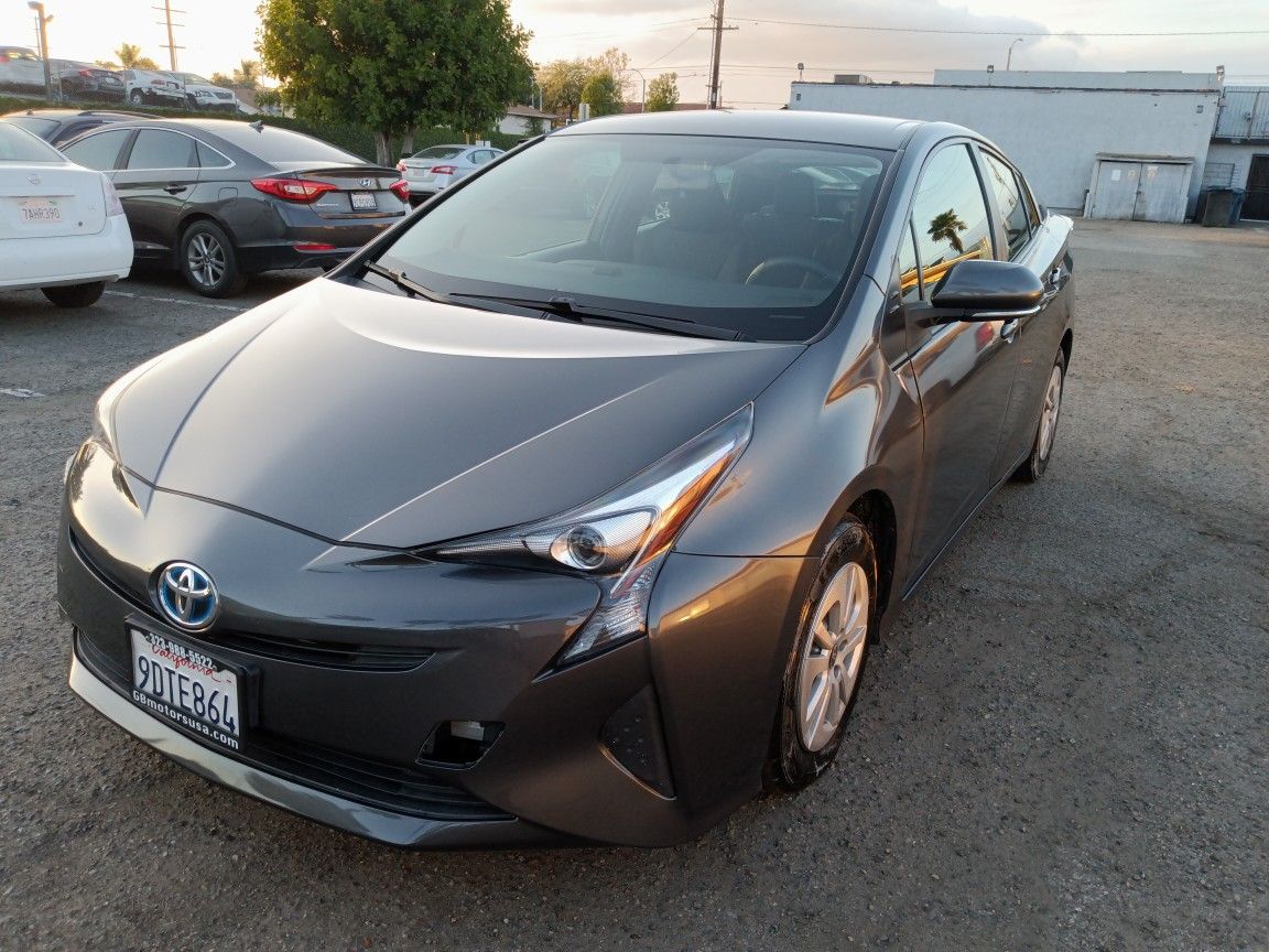 2016 Toyota Prius