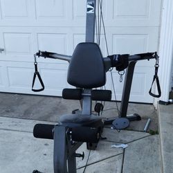 Life Fitness CM3 Parabody Fitness Machine 
