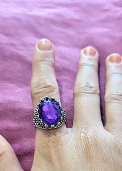 Glass Gemestone Vintage Ring 