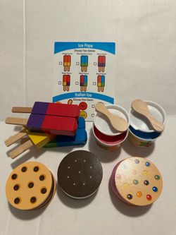 Melissa & Doug Wooden Frozen Treats Ice Cream Play Set (24 pcs) - Play Food and Accessories: Pretend Kitchen Accessories