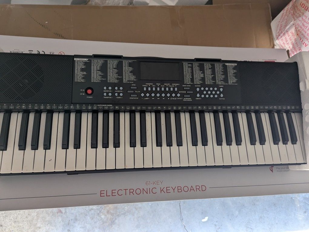61 Key Keyboard With Stand And Seat -not working