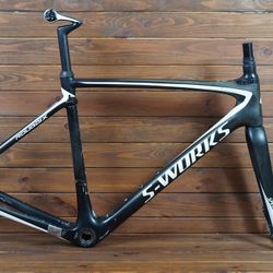 54CM Specialized S-WORKS Roubaix McLaren Carbon Disc Brake Frame set Futureshock