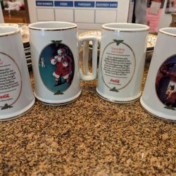 Set of 4 Vintage/Collectable Coca-Cola Santa Mugs 
