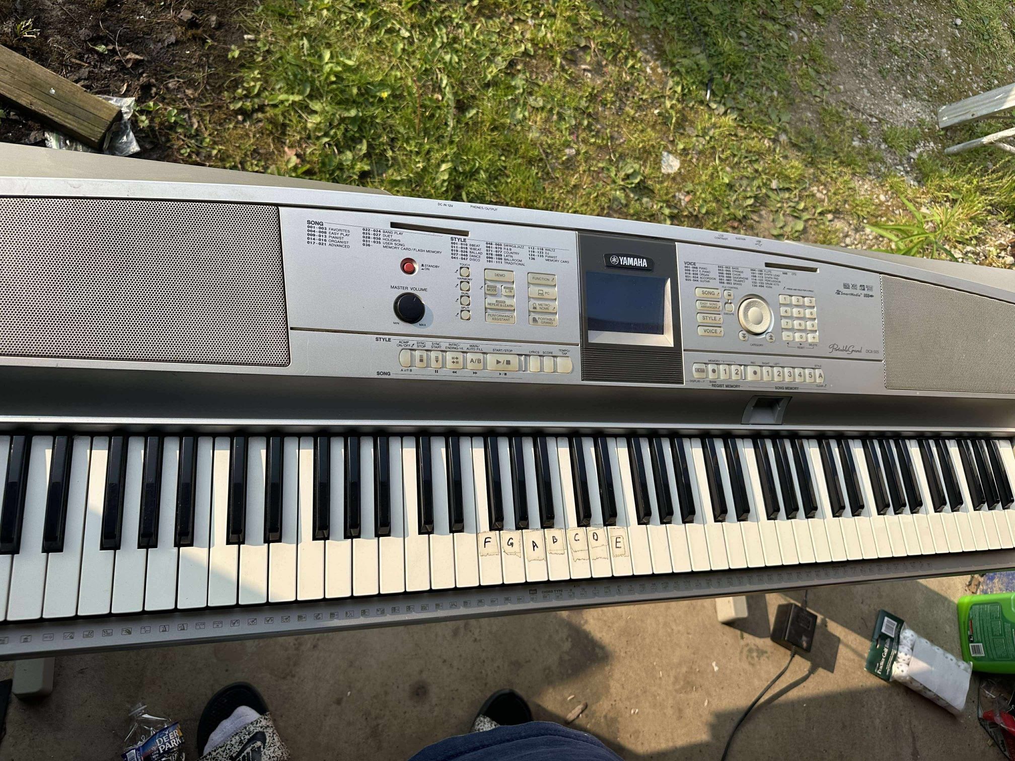 Yamaha DGX 505