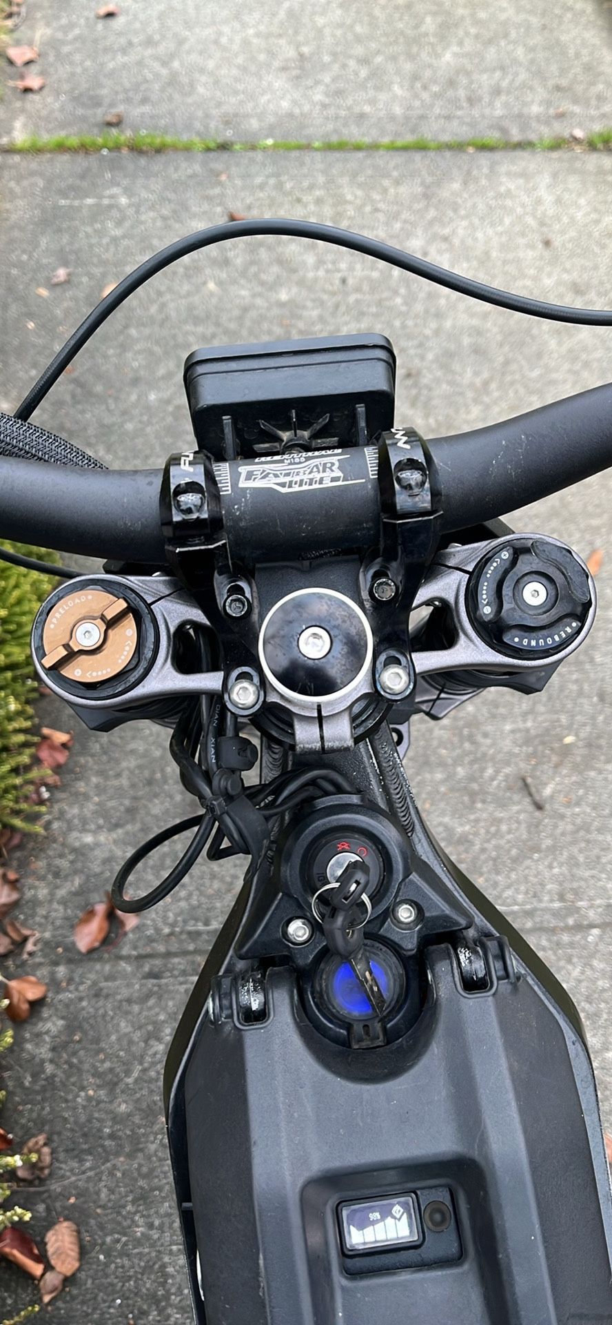 2024 Mod Surron ( 600 Miles )