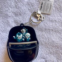 Disney The Haunted Mansionn Doom Buggy Hitchhiking Ghosts Light Up Key Chain
