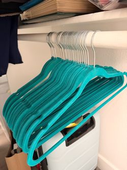 Velvet  hangers blue pack of 125