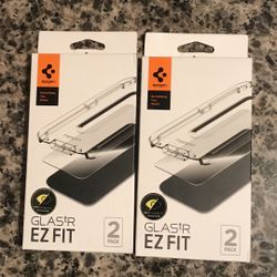 Spigen Glastr EZ FIT iPhone 12 / 12 Pro glass screen protector 2 Pack