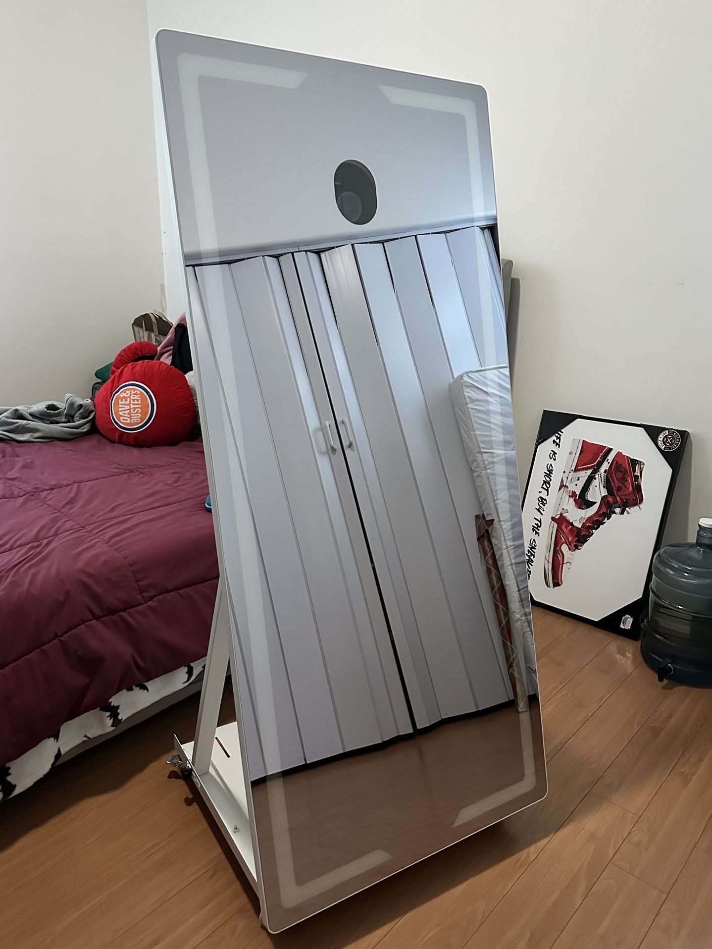 Mirror Photo Booth Full Body Portraits