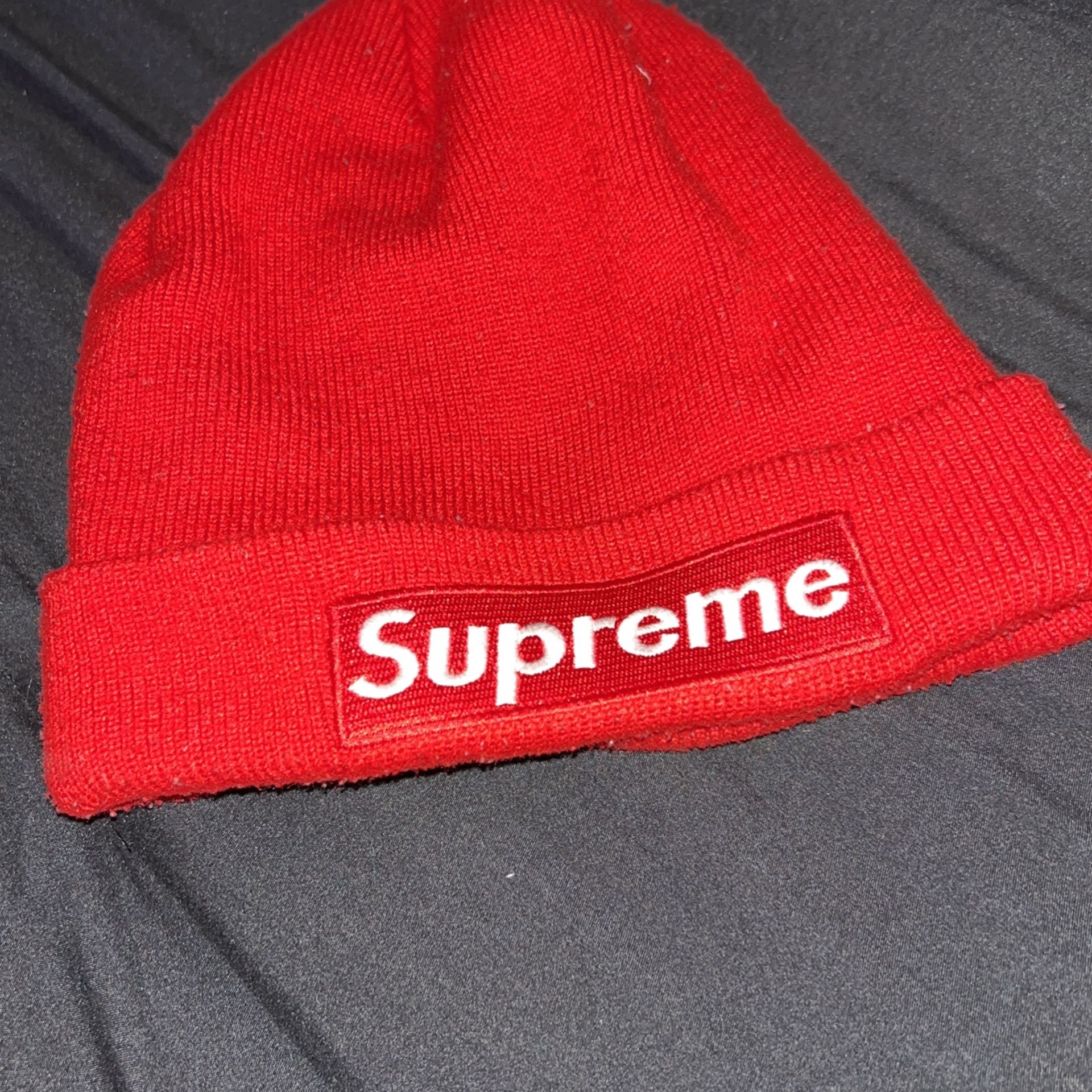 Supreme Beanie (used)