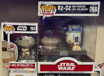 Funko Pop Star Wars Luke Skywalker #765 & R2-D2 Deluxe #766 Bundle
