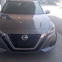Nissan Altima 
