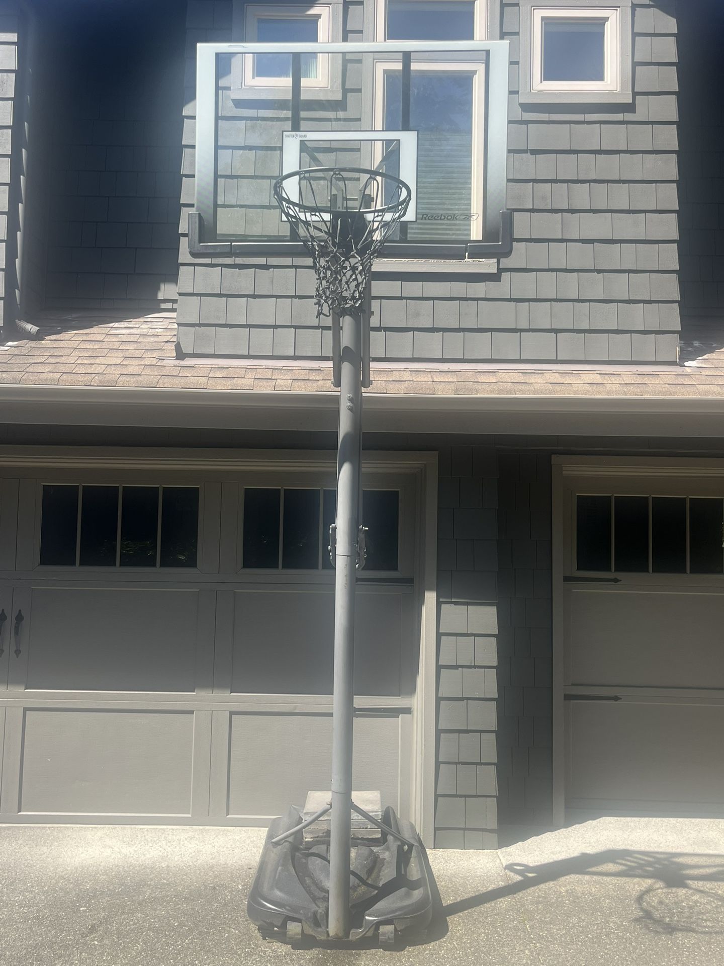 Reebok Adjustable Basketball Hoop