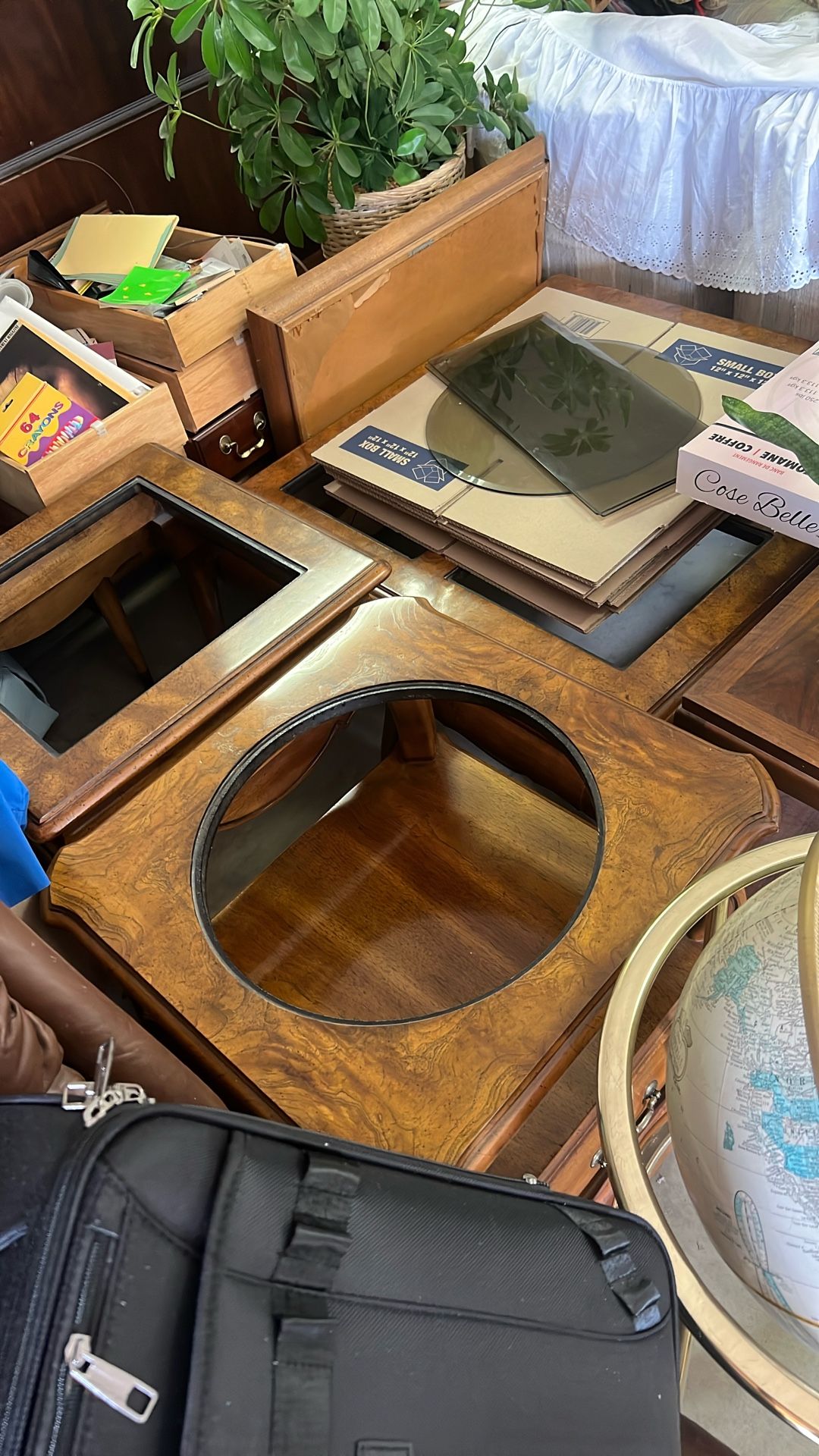 VINTAGE FURNITURE / ESTATE SALE - NEGOTIATE ONSITE 05.31 (SAT)