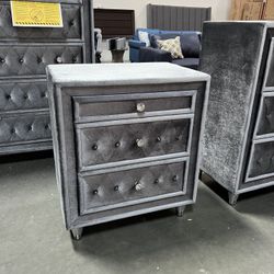!New!!! Premium Upholstered Nightstand In Gray, Grey Nightstand, Nightstand, Nightstand With USB Charger, Jeweled Knobs Nightstand, Dovetailed Drawers