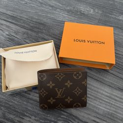 Brown Louis vuitton wallet 