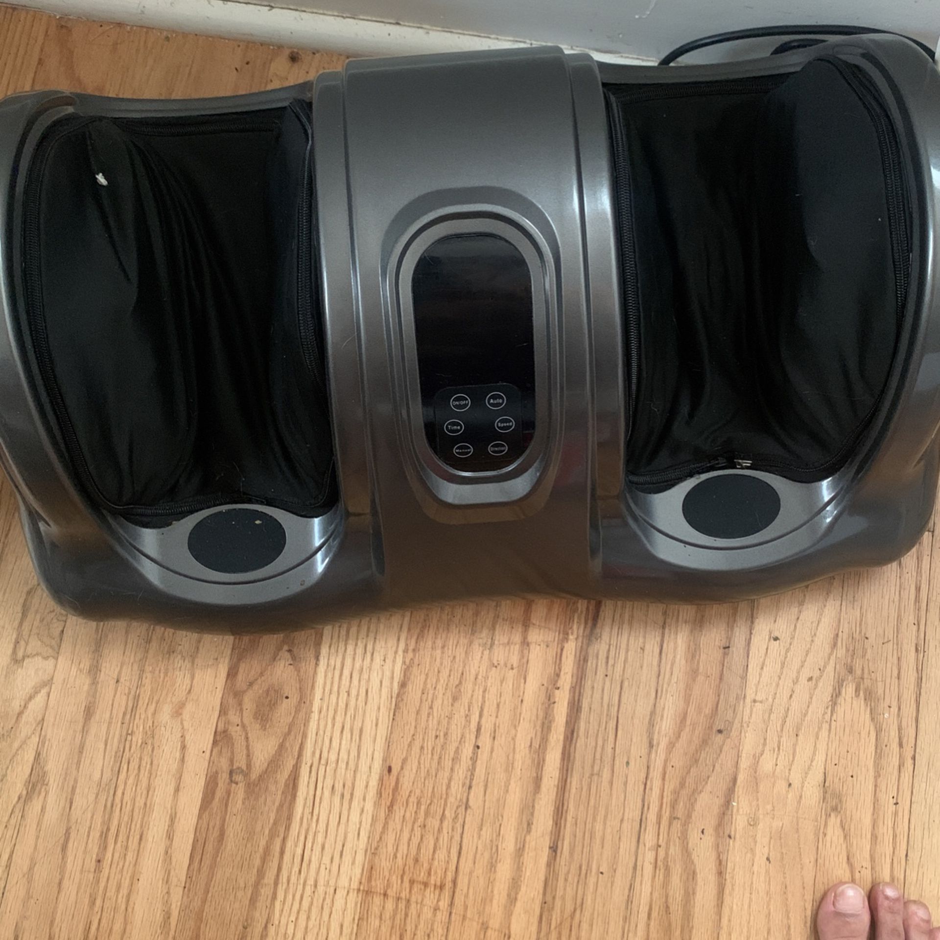 FOOT MASSAGER