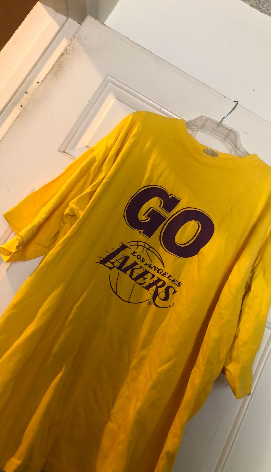 Vintage lakers shirt