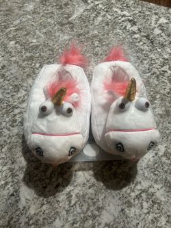 Minions slippers for kids 9