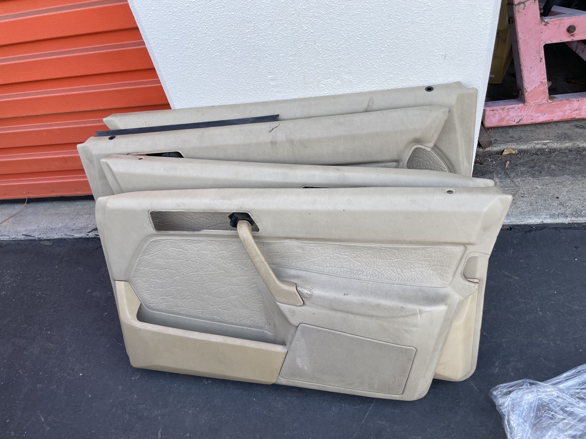 Mercedes Benz 190e Sportline Tan Door Panels