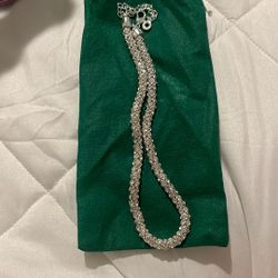 Collar Fino Con Piedras Preciosas 