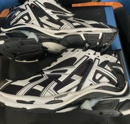 Balenciaga Runners size 9 NO TRADES