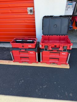 Milwaukee PACKOUT Tool Box & Drawer Set