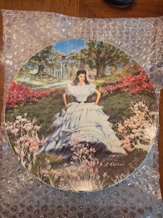 Vintage 1978 Scarlett O'Hara Plate, Knowles Collectible Decor #05800-J
