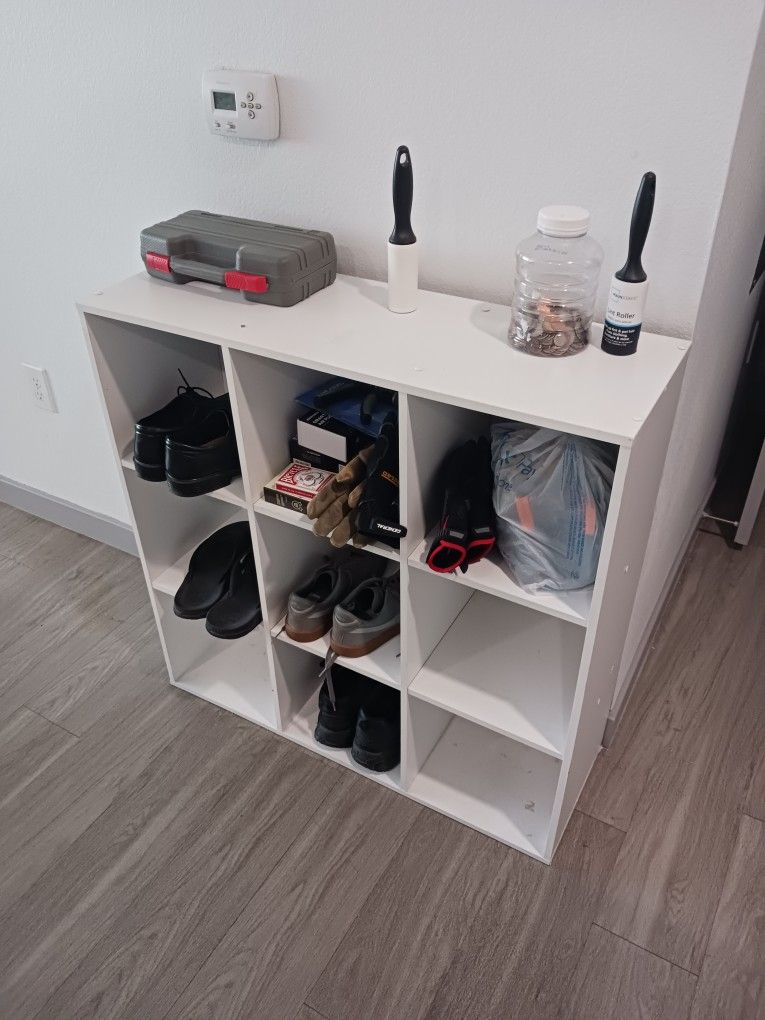 Wooden Shoe Hutch