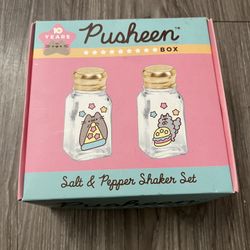 Pusheen Cat Salt And Pepper Shakers