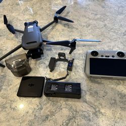 DJI Mavic 3 Classic Drone