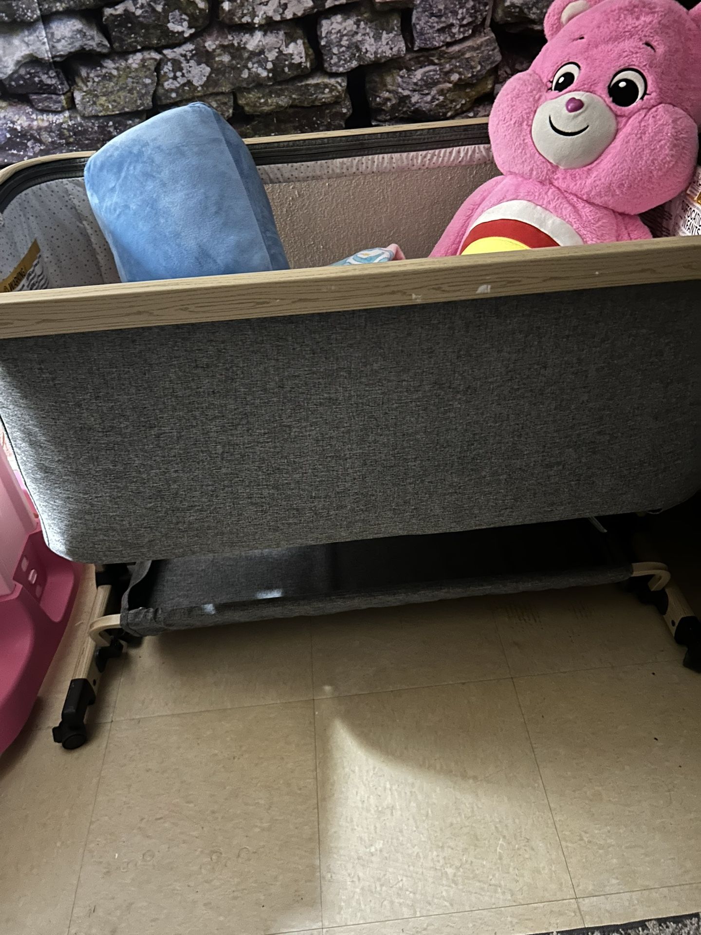 Bassinet In Good Shape