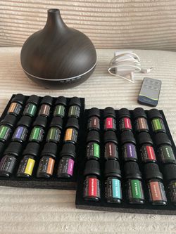 Essential Oil Diffuser + 30 Essential Oils Bundle w/ Remote – Works Great