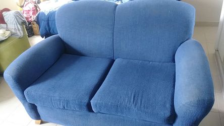 LOVESEAT